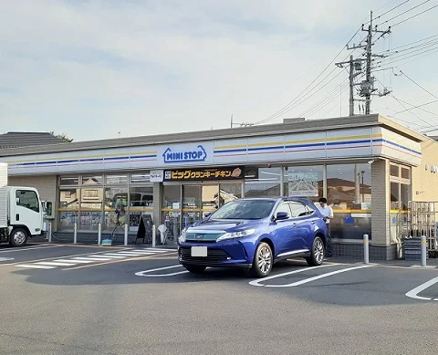 ミニストップさいたま見沼島町店まで400m