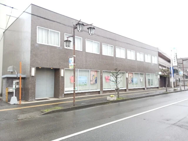 八十二長野銀行篠ノ井支店まで750m