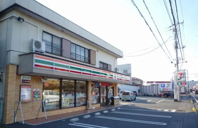 セブンイレブン大仁店まで400m