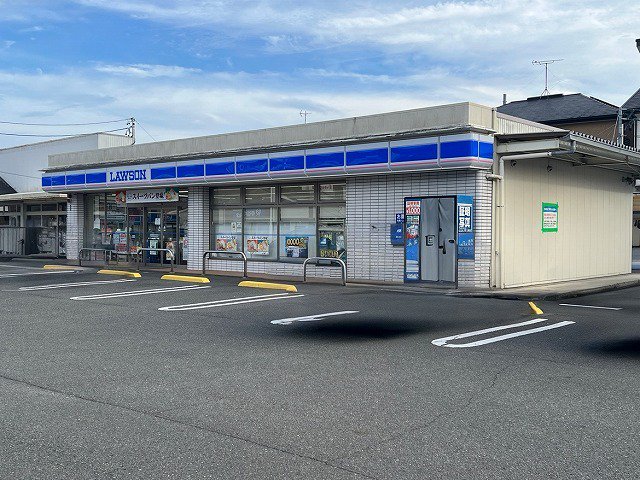 ローソン　茶町一丁目店まで600m