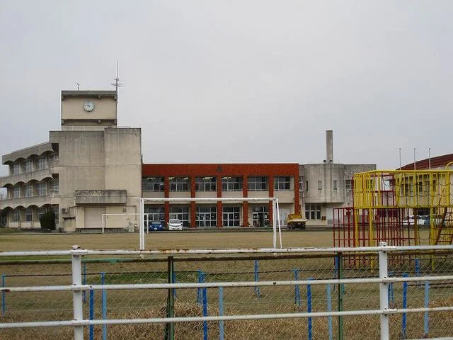 作道小学校まで1500m