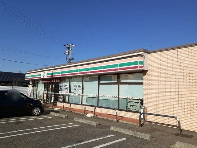 セブンイレブン　前飛保町店まで210m