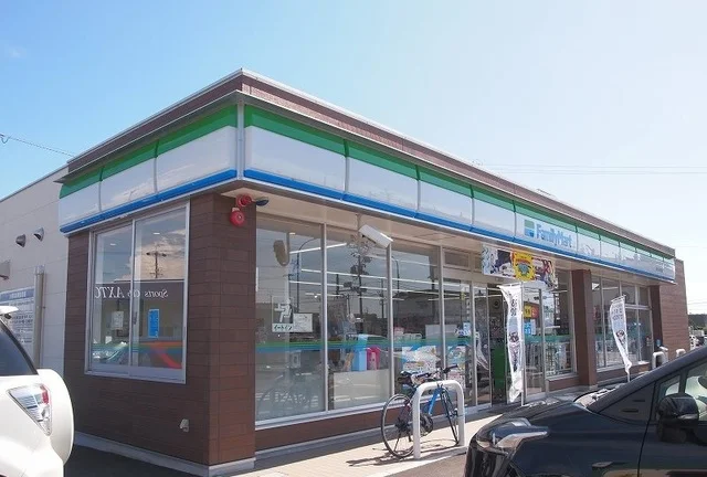 ファミリーマート　扶桑柏森店まで350m