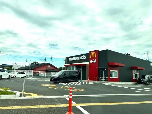 マクドナルド 毛呂山店まで850m
