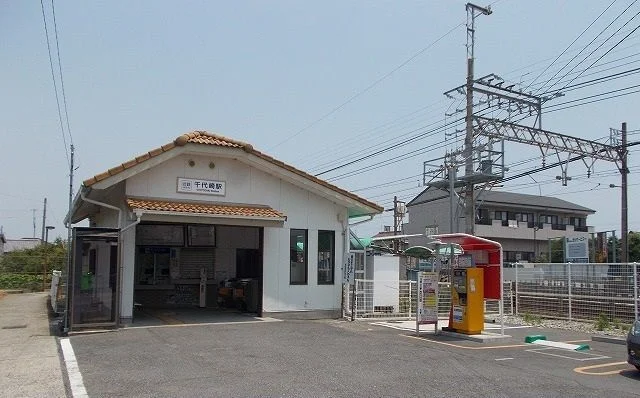 近鉄千代崎駅まで364m