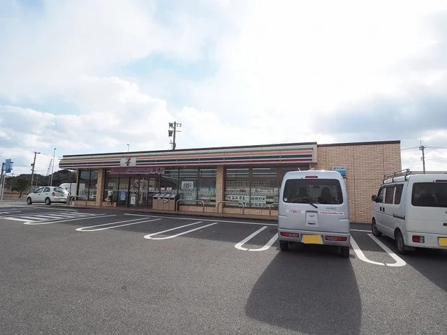 セブン苅田北九州空港入口店まで1400m