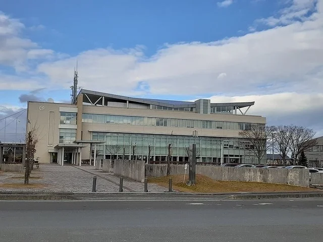 新地町役場まで1600m