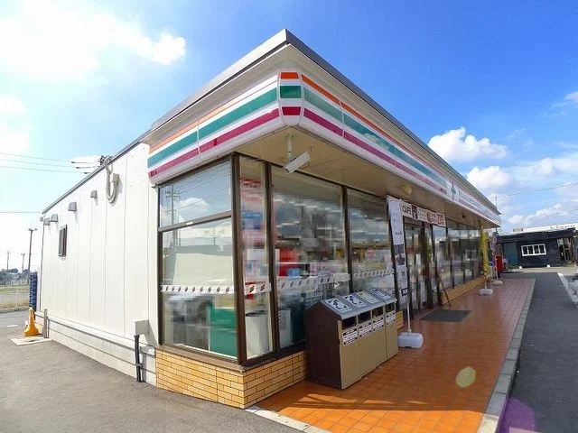 セブンイレブン桐生競艇場前店まで900m