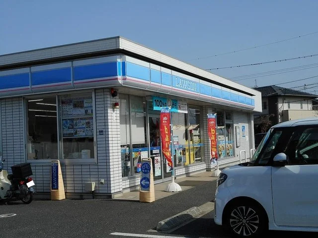 ローソンセイラタウン店まで400m