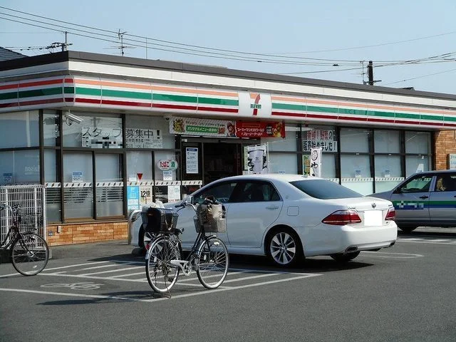 セブンイレブン江津２丁目店まで750m