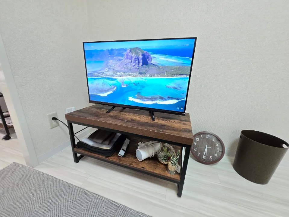 TV