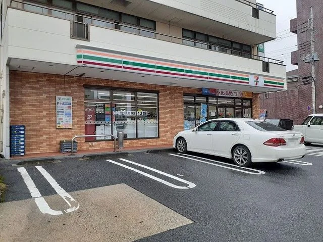 セブンイレブン日立助川１丁目店まで750m