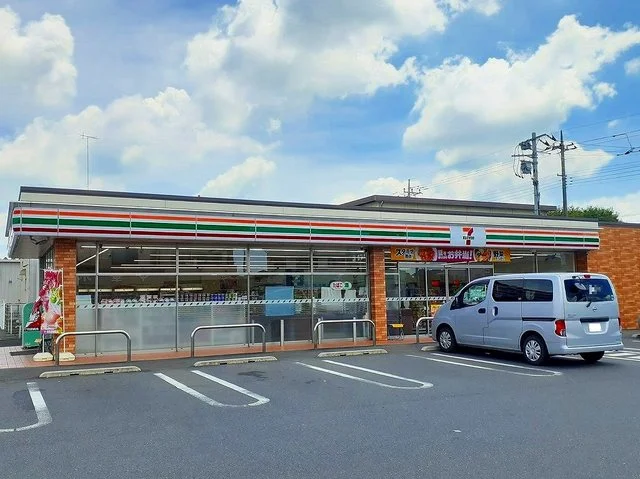 セブン-イレブン 館林上赤生田まで280m