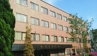 鶴巻温泉病院まで350m