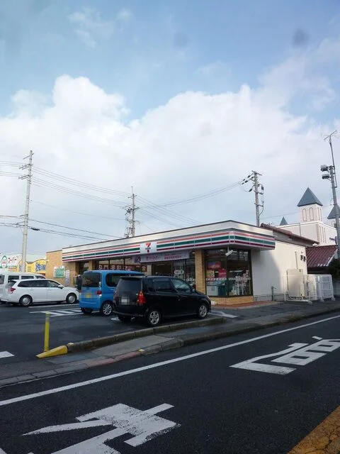 セブンイレブン大津本堅田５丁目まで750m