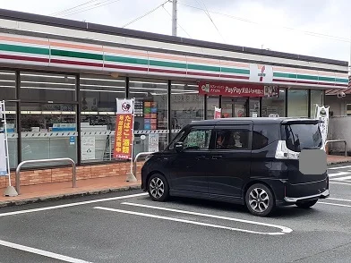 セブンイレブンまで1200m