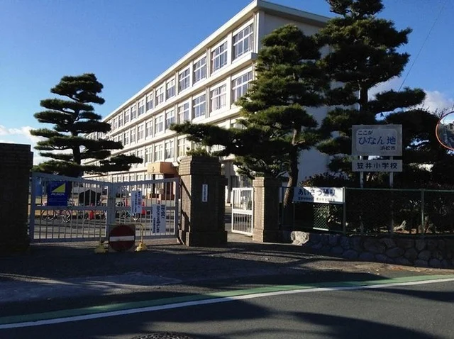 笠井小学校まで750m