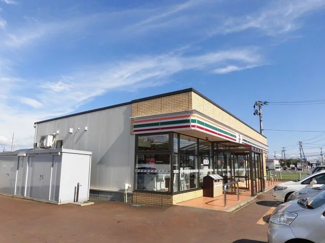 セブンイレブン　大仙福田町店まで500m