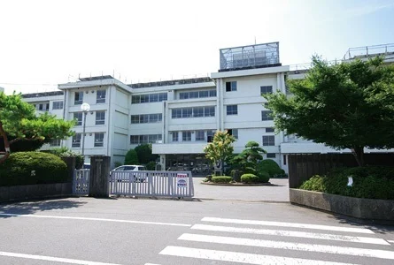 南中学校様まで217m