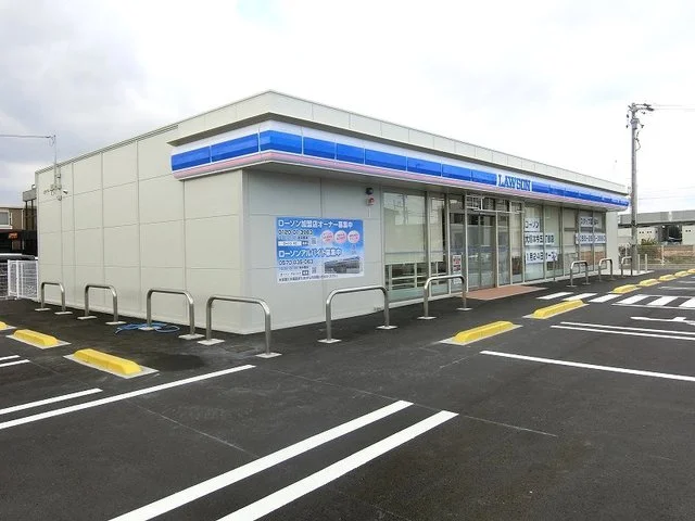 ローソン 大垣本今五丁目店まで1000m