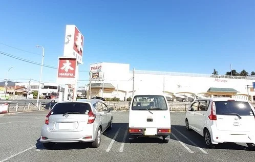 マルキュウまで1800m
