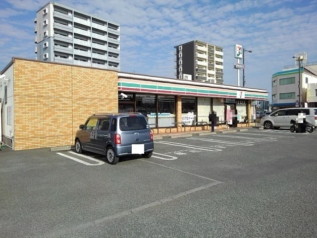 セブンイレブン上近見店まで250m