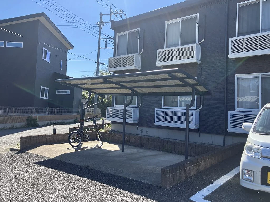 屋根付き駐輪場