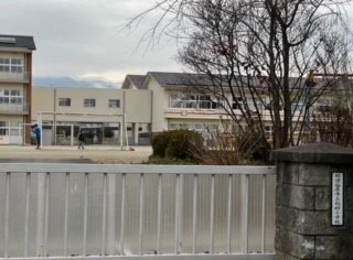 那須塩原市立鍋掛小学校まで1200m