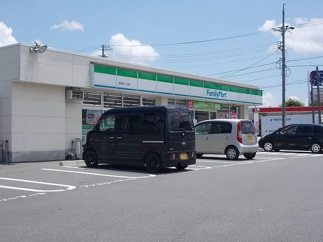 ファミリーマート塩尻緑ヶ丘南店まで140m