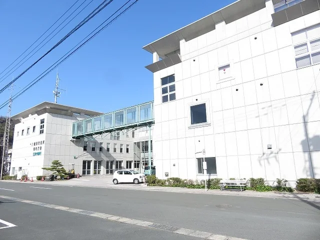 八幡浜市保内庁舎様まで500m