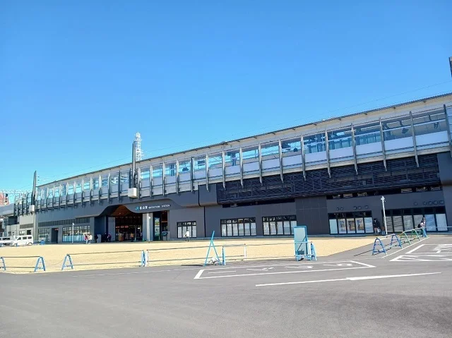 ＪＲ松山駅様まで250m