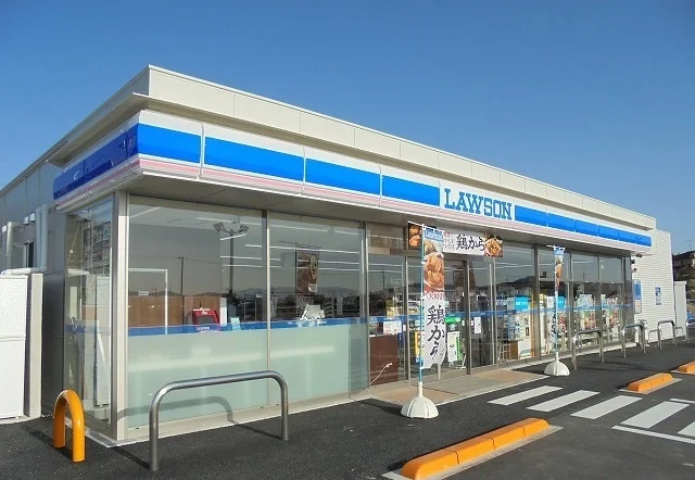 ローソン西条寺家店まで500m