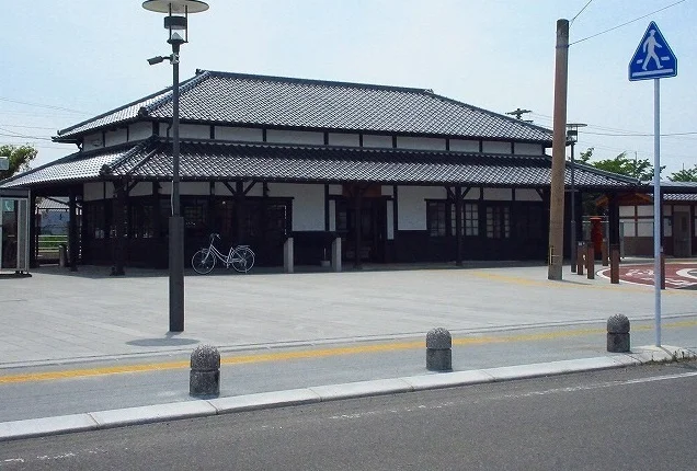 小城駅まで560m