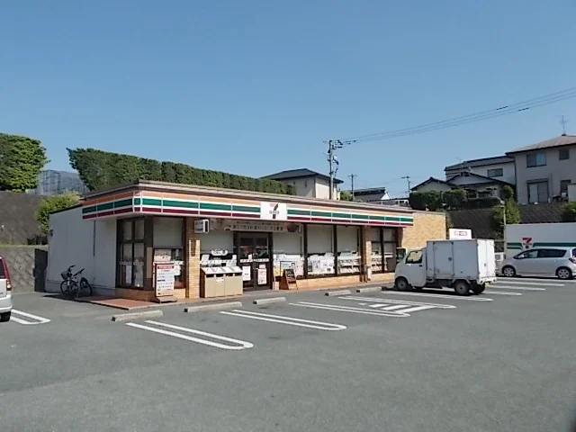 セブンイレブン テレビ熊本前店まで340m