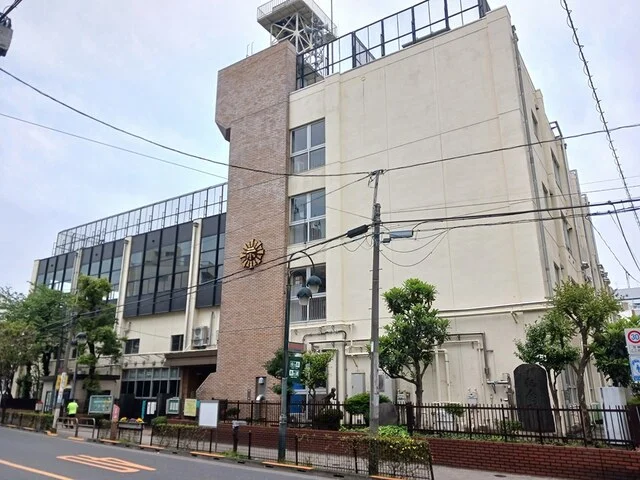 区立第二日暮里小学校まで159m