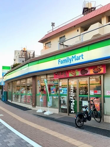 ファミリーマート豊島池袋三丁目まで213m