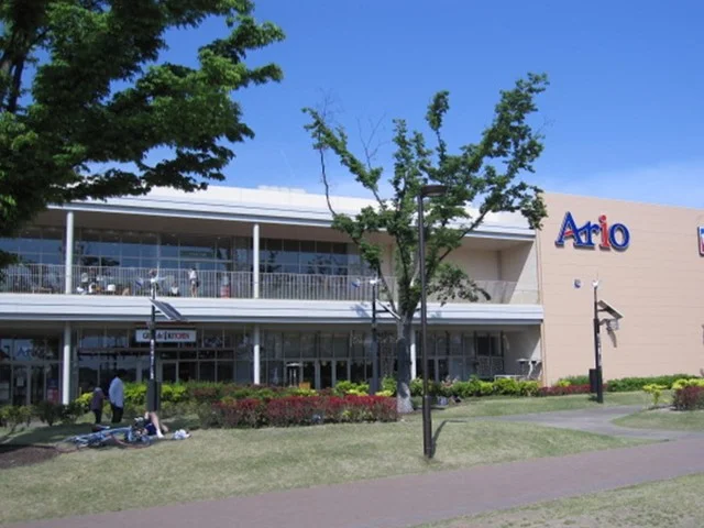 アリオまで1600m