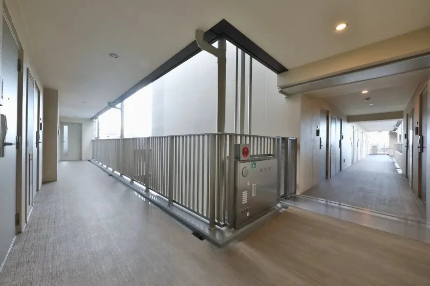 共用廊下（6F　女子専用フロア）
