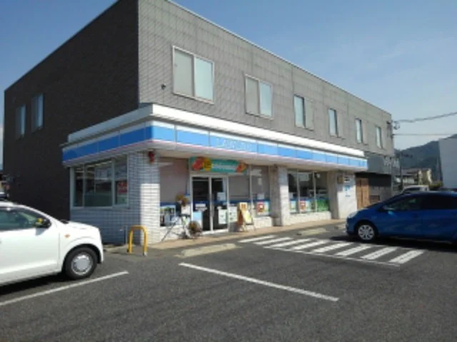 ローソン須坂墨坂南店まで750m