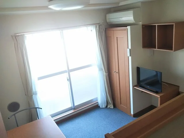 床仕様は部屋により異なります。