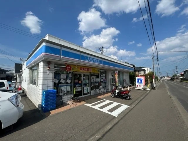 ローソン鈎取本町店まで600m