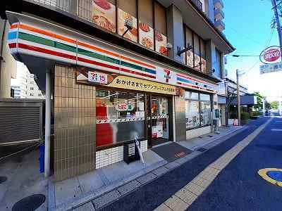 セブンイレブンまで350m