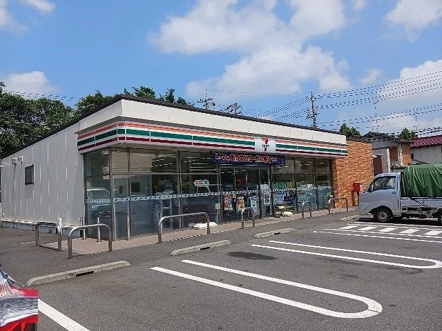 セブンイレブン 富里インター店まで600m