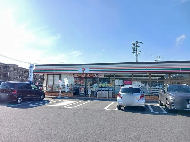 セブンイレブン岡田1丁目店まで450m