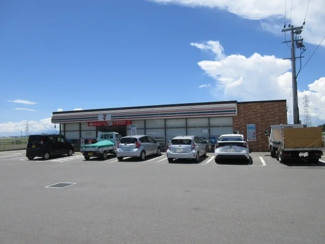セブンイレブンみやま河内店まで1380m