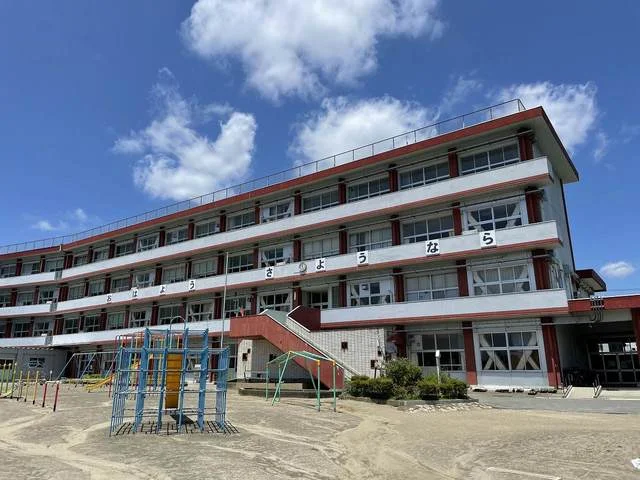 大崎市立鹿島台小学校まで550m