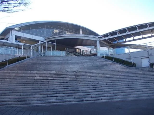 牛久駅西口まで1300m