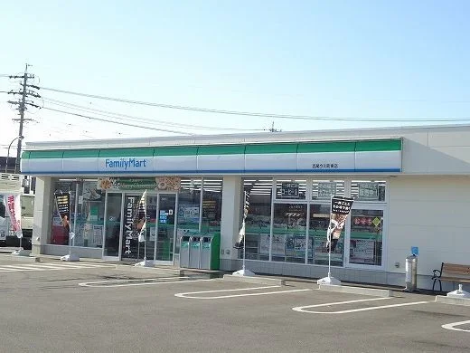 ファミリーマート西尾今川町東店まで200m