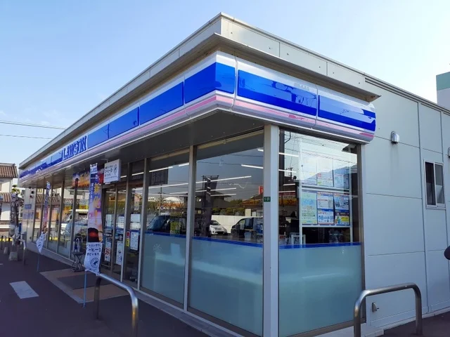 ローソン福山曙６丁目店まで700m
