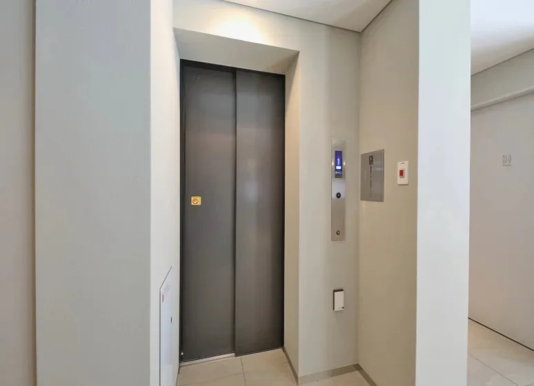 エレベーター